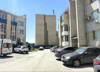 Продается двухкомнатная квартира, 56.9 м2, Таганрог, улица Адмирала Крюйса, 23/10, ЖК Солнечный Берег