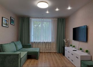 Сдается в аренду 2-комнатная квартира, 55 м2, Йошкар-Ола, бульвар Чавайна, 32