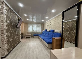 Продается 2-комнатная квартира, 46 м2, Азнакаево, улица Нефтяников, 25