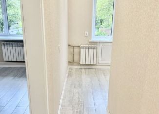 Продам 2-комнатную квартиру, 44 м2, Дзержинск, улица Бутлерова, 8