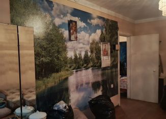 Продажа трехкомнатной квартиры, 62 м2, Магнитогорск, улица Советской Армии, 3