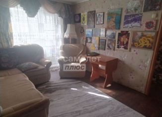 Продажа 2-ком. квартиры, 44 м2, Ишим, улица Карла Маркса, 78