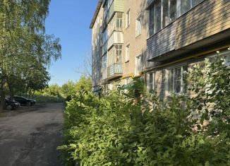 Продается 2-ком. квартира, 45 м2, Заволжск, улица Герцена, 10