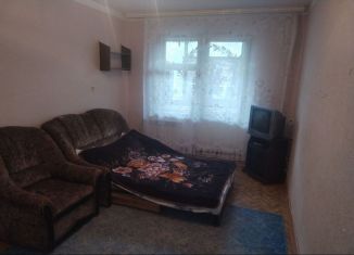 Сдаю однокомнатную квартиру, 38 м2, Курск, улица Бойцов 9-й Дивизии, 199