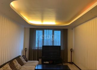 Продам четырехкомнатную квартиру, 104 м2, Москва, улица Богданова, 42