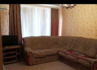 Продам 1-ком. квартиру, 33 м2, Лабинск, улица Калинина, 116