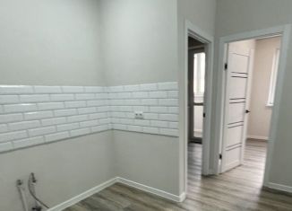 Продаю 2-комнатную квартиру, 48 м2, Краснодар, улица Адмирала Серебрякова, 3к3