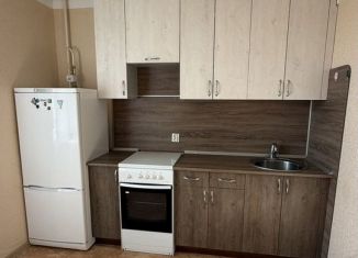 Продам однокомнатную квартиру, 40 м2, Кумертау, Комсомольская улица, 12