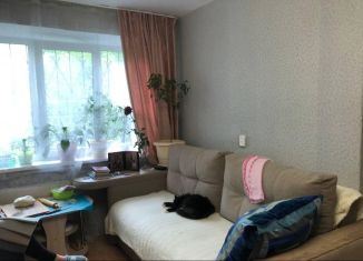 Продаю 2-ком. квартиру, 43 м2, Челябинск, улица Кирова, 2, Калининский район