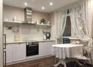 Продаю трехкомнатную квартиру, 72.4 м2, поселок Темерницкий, Весенняя улица, 6