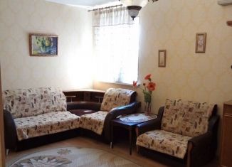 Сдаю в аренду трехкомнатную квартиру, 64 м2, Сочи, Пионерская улица, 32А