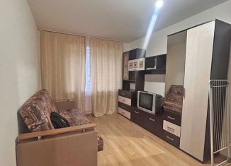 Сдаю 1-ком. квартиру, 35 м2, Мурино, улица Шоссе в Лаврики