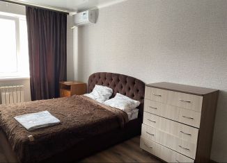 Сдаю в аренду однокомнатную квартиру, 38 м2, Оренбург, улица Поляничко, 1, Ленинский район