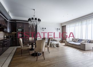 Продам 4-ком. квартиру, 220 м2, Москва, Нежинская улица, 1к4