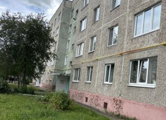 Продажа 1-комнатной квартиры, 33 м2, Асбест, улица Калинина, 38/1