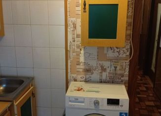 Продам 1-ком. квартиру, 28.7 м2, Армянск, микрорайон имени Генерала Васильева, 19