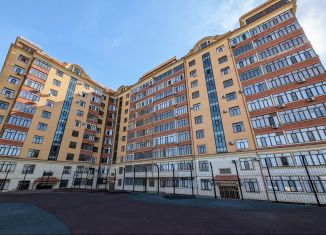 Продаю двухкомнатную квартиру, 65 м2, Махачкала, улица Юсупова, 65