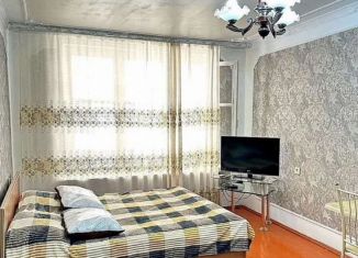 Продаю однокомнатную квартиру, 35 м2, Дербент, улица имени Надыра Эмиргамзаева, 40А