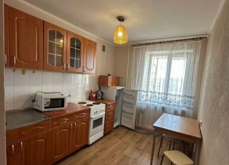 Сдаю однокомнатную квартиру, 38 м2, Тюмень, улица Николая Чаплина, 119