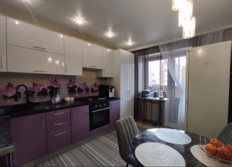 Продается двухкомнатная квартира, 52.2 м2, село Поляны, Молодёжная улица, 6А