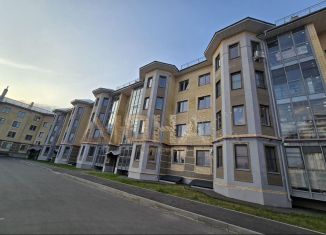 Продается двухкомнатная квартира, 57 м2, Кострома, улица Художников Шуваловых, 1