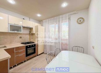 Продается 2-ком. квартира, 53.7 м2, Чебоксары, улица Шумилова, 12, Ленинский район