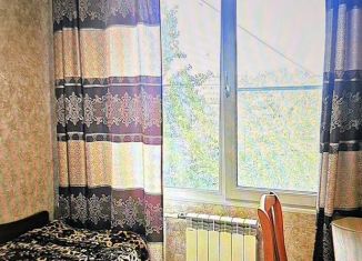 Продается 4-ком. квартира, 50 м2, Кингисепп, Октябрьская улица, 6