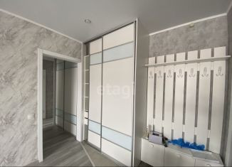 Продам 2-комнатную квартиру, 62.2 м2, Чебаркуль, улица Крылова, 22