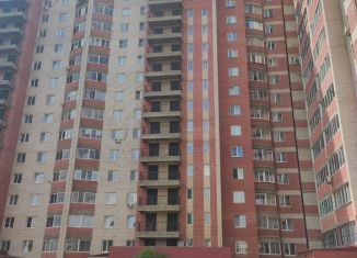 Продам однокомнатную квартиру, 52.5 м2, Чита, улица Фёдора Гладкова, 8