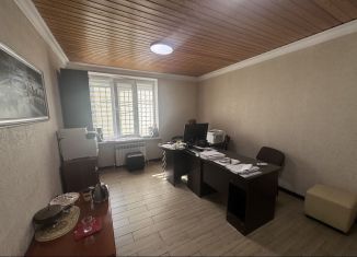 Сдам офис, 22 м2, Махачкала, проспект Расула Гамзатова, 18, Советский внутригородской район