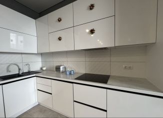 Продажа 3-ком. квартиры, 115 м2, Республика Башкортостан, улица Менделеева, 152/4