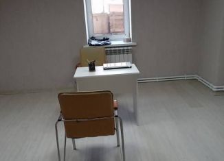 Сдам в аренду офис, 10 м2, Элиста, 9-й микрорайон, 23