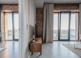 Продам двухкомнатную квартиру, 63 м2, Санкт-Петербург, метро Приморская, набережная Макарова, 60