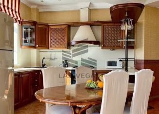 Сдаю 2-ком. квартиру, 91 м2, Сочи, Курортный проспект, 90Б, микрорайон Бытха