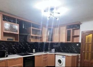 Сдается 2-ком. квартира, 67 м2, Тюмень, улица Моторостроителей, 14к2, Восточный округ