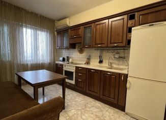 Сдаю 1-ком. квартиру, 50 м2, Москва, улица Верхние Поля, 8, ЮВАО