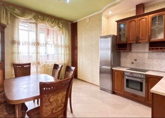 3-комнатная квартира в аренду, 106 м2, Новосибирск, улица Кирова, 25, Октябрьский район
