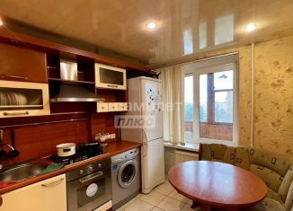 Сдам в аренду 2-ком. квартиру, 57 м2, Санкт-Петербург, Учительская улица, 15к1