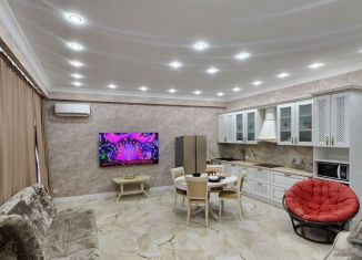 Сдам в аренду 1-ком. квартиру, 65 м2, Крым, Виноградная улица, 101