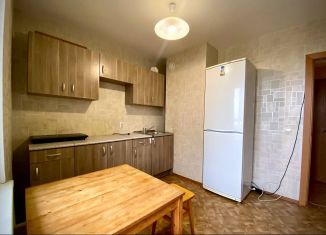 Сдается в аренду 1-комнатная квартира, 43 м2, Нижний Новгород, улица Академика Сахарова, 105к1, ЖК Цветы