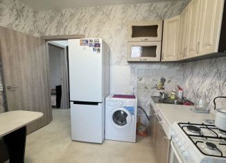 Сдам в аренду 1-ком. квартиру, 30 м2, Йошкар-Ола, улица Кирова, 25, микрорайон Мирный