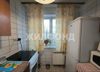 Аренда 1-ком. квартиры, 31 м2, Новосибирск, улица Челюскинцев, 40
