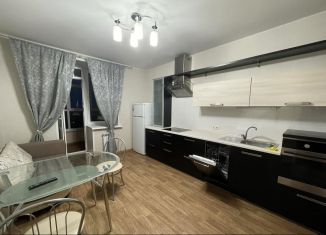 Сдается в аренду 1-ком. квартира, 50 м2, Иваново, улица Кузнецова, 8