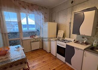 Сдаю однокомнатную квартиру, 36 м2, Уфа, улица Александра Спивака, 82