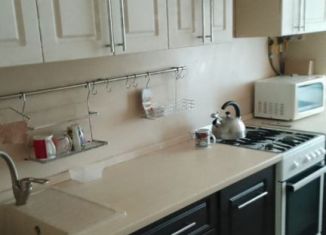 Сдаю в аренду 1-ком. квартиру, 35 м2, Аксай, Советская улица, 14