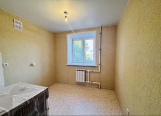 Продается 2-комнатная квартира, 45.3 м2, Сокол, улица Добролюбова, 11