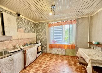 Продается 3-комнатная квартира, 59.1 м2, Сокол, Советская улица, 65