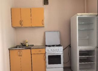 Продаю 1-ком. квартиру, 32.5 м2, село Мариинский, Хвойная улица, 8