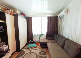 Продается 1-комнатная квартира, 19 м2, Таганрог, улица Пальмиро Тольятти, 26-3