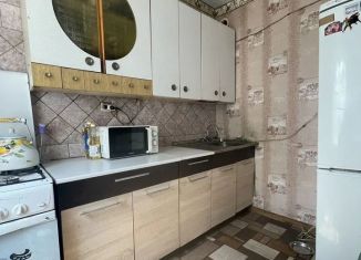 Продажа 3-ком. квартиры, 72 м2, Таганрог, улица Пархоменко, 15А